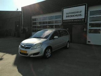 Vrakbiler auto Opel Zafira Zafira (M75), MPV, 2005 / 2015 1.6 16V 2008/9