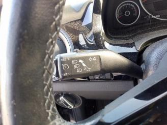 Volkswagen Up! Up! (121), Hatchback, 2011 1.0 12V 60 picture 16