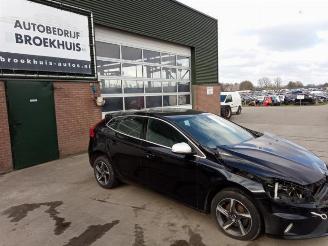 Uttjänta bilar auto Volvo V-40 V40 (MV), Hatchback 5-drs, 2012 / 2019 2.0 D2 16V 2015/11