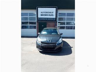 Sloopauto Peugeot 208 208 I (CA/CC/CK/CL), Hatchback, 2012 / 2019 1.6 Blue HDi 100 2015/12
