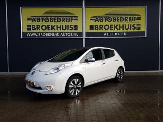 Voiture accidenté Nissan Leaf Tekna Limited Edition 24 kWh 2015/10