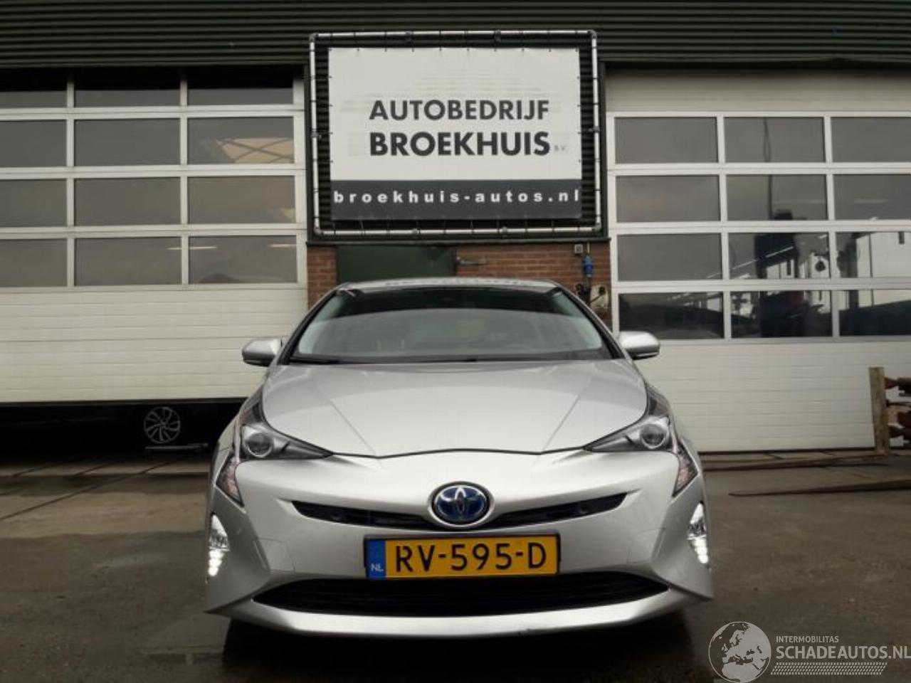 Toyota Prius Prius (ZVW5), Hatchback, 2015 / 2022 1.8 16V Hybrid