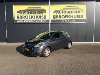 Avarii autoturisme Peugeot 208 1.2 PureTech Blue Lion 2017/6
