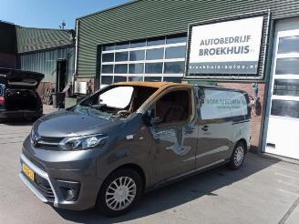 Vrakbiler auto Toyota ProAce ProAce, Van, 2016 1.6 D-4D 115 16V Worker 2018/10