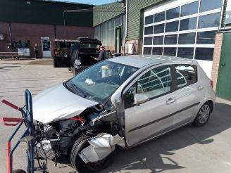 Toyota Yaris Yaris III (P13), Hatchback, 2010 / 2020 1.5 16V Hybrid picture 5