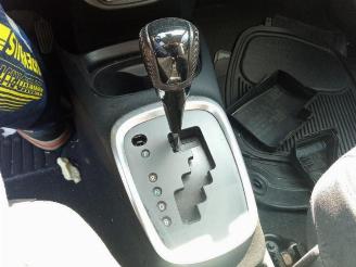 Toyota Yaris Yaris III (P13), Hatchback, 2010 / 2020 1.5 16V Hybrid picture 27