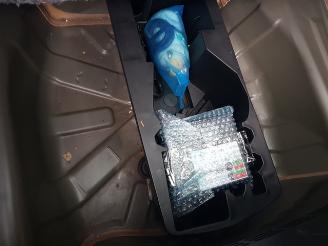 Peugeot 108 1.0 e-VTi Active picture 19