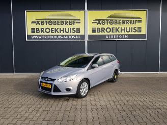 Coche accidentado Ford Focus 1.0 EcoBoost Trend 2013/10