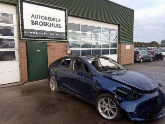 Vrakbiler auto Tesla Model Y Model Y (5YJY), SUV, 2019 RWD 2024/3