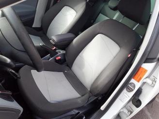 Seat Ibiza Ibiza IV (6J5), Hatchback 5-drs, 2008 / 2017 1.4 16V picture 14