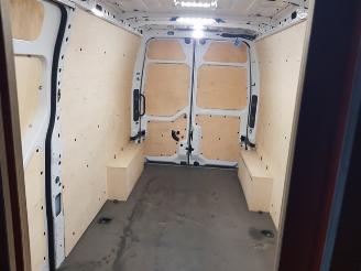 Renault Master T35 2.3 dCi 150 L3H3 Energy Comfort picture 19