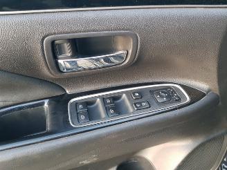 Mitsubishi Outlander 2.4 PHEV Intense picture 30