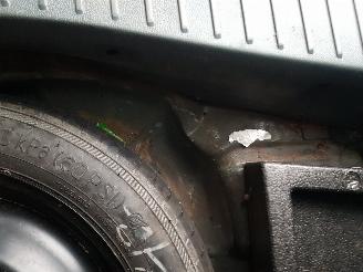 Ford C-Max 1.0 Titanium picture 13