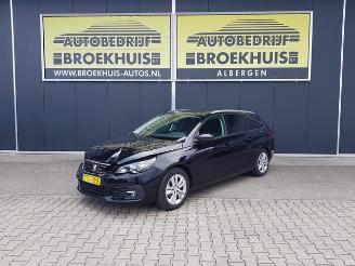 Auto incidentate Peugeot 308 SW 1.2 PureTech Blue Lease Executive 2018/7