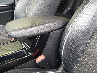 Kia Ceed 1.6 GDI PHEV DynamicPlusLine picture 24