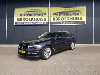 Damaged car BMW 5-serie Touring 520d Executive 2018/3