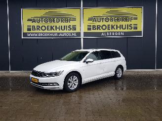 damaged passenger cars Volkswagen Passat Variant 1.6 TDI Comfortline Business 2018/5