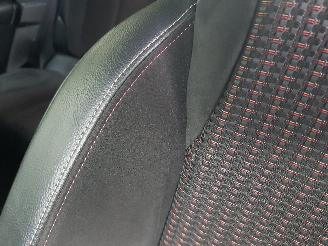 DS Automobiles DS 3 Crossback 1.2 PureTech Performance Line picture 25