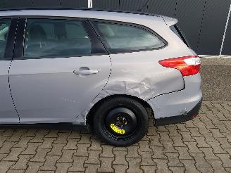 Ford Focus 1.0 EcoBoost Trend picture 9