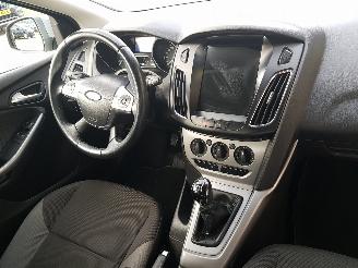 Ford Focus 1.0 EcoBoost Trend picture 13