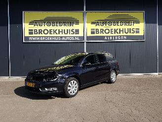 krockskadad bil auto Volkswagen Passat 1.4 TSI Trendline BlueMotion 2011/2