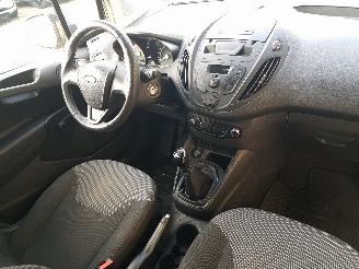 Ford Transit Courier Van 1.5 TDCI Economy Edition picture 18