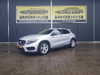 krockskadad bil auto Mercedes GLA 200 CDI Ambition 2014/9