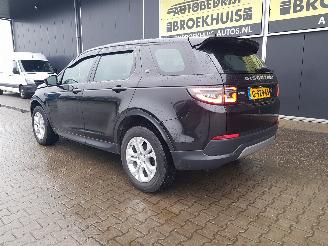 Land Rover Discovery Sport D150 2.0 R-Dynamic picture 8