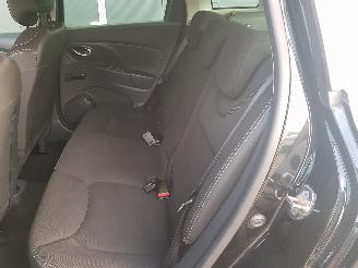 Renault Clio Estate 0.9 TCe Night&Day picture 11