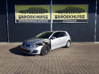 Auto incidentate Volkswagen Golf 1.6 TDI Comfortline BlueMotion 2013/10
