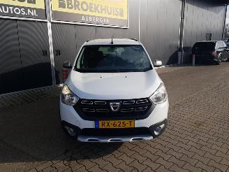 Dacia Lodgy 1.2 TCe Série Limitée Stepway 5p. picture 3