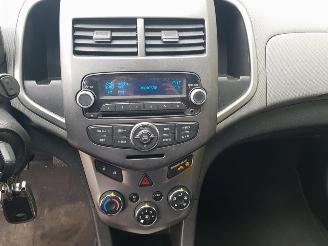 Chevrolet Aveo 1.2 LT picture 18