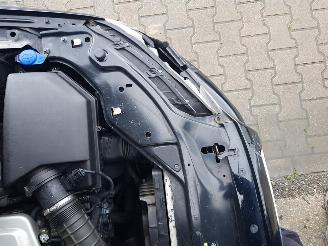 Volvo V-70 2.4 D5 Momentum picture 12