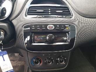 Fiat Punto Evo 0.9 TwinAir Young picture 20