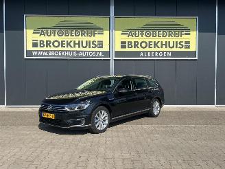 ocasión turismos Volkswagen Passat Variant 1.4 TSI GTE Connected Series 2016/11