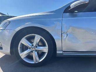Volkswagen Passat Variant 1.6 TDI BlueMotion Executive Edition picture 12
