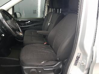Mercedes Vito 116 CDI Lang Automatic picture 17