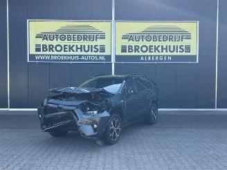 Coche siniestrado Toyota Rav-4 RAV4 (A5), Terreinwagen, 2018 2.5 Plug-in Hybrid 16V AWD 2021/6
