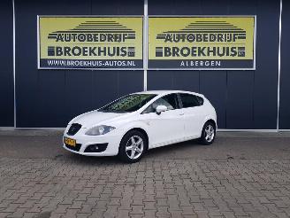 damaged passenger cars Seat Leon 1.2 TSI Ecomotive Businessline COPA 2012/4