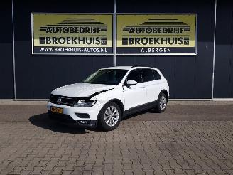skadebil auto Volkswagen Tiguan 1.5 TSI ACT Comfortline 2019/1