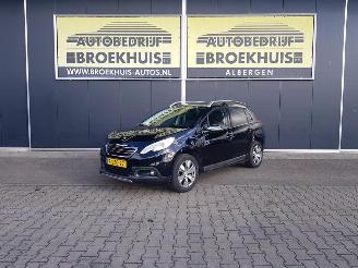 skadebil auto Peugeot 2008 1.2 VTi Allure Pack Premium Plus 2014/1