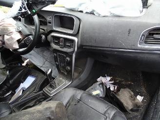 Volvo V-40 2.0 D3 picture 5