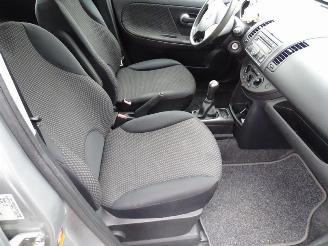 Nissan Note 1.4 16v picture 8