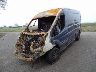 Ford Transit 2.0 TDCi 16V Eco Blue mHEV 130 picture 3