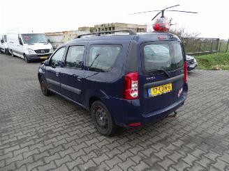 Dacia Logan MCV 1.6 picture 2