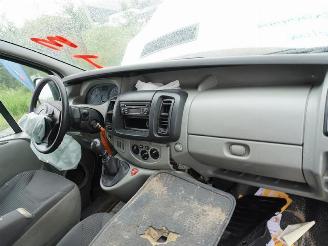 Opel Vivaro 2.0 CDTi picture 5