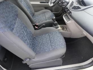 Renault Twingo 1.2 picture 8