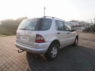 Purkuautot passenger cars Mercedes ML 270 CDI 2001/1