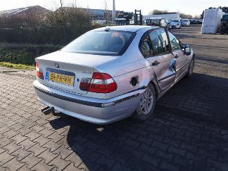 Coche siniestrado BMW 3-serie 316i 2004/8