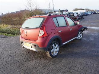 Dezmembrări autoturisme Dacia Sandero 1.6 BiFuel 2012/3
